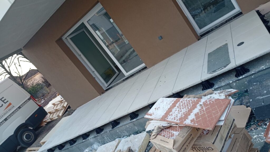 FERNEY-DALLES-SUR-PLOTS-BLANCHES