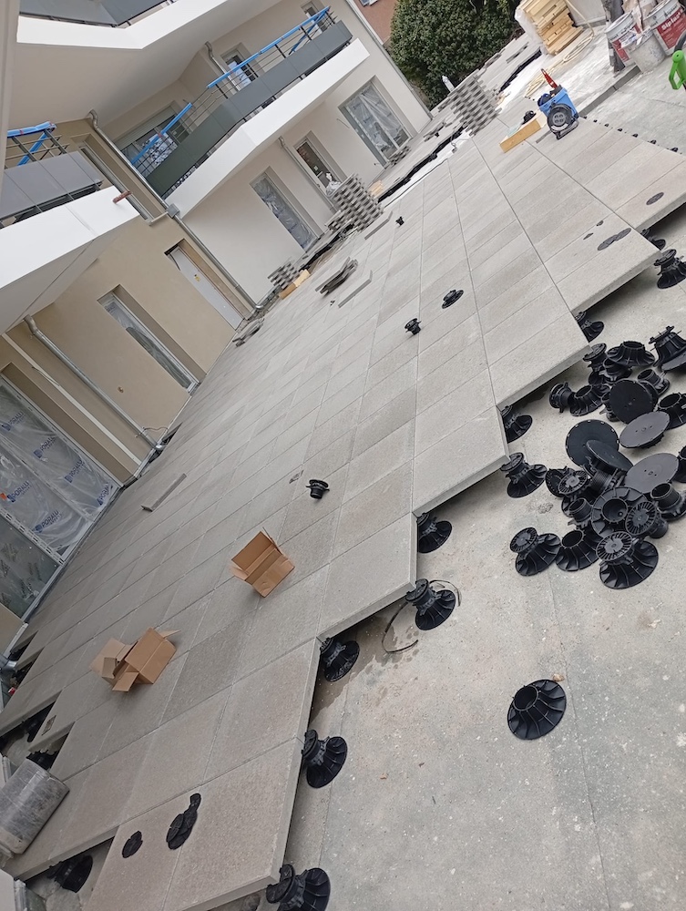 THOIRY-DALLES-SUR-PLOTS-01