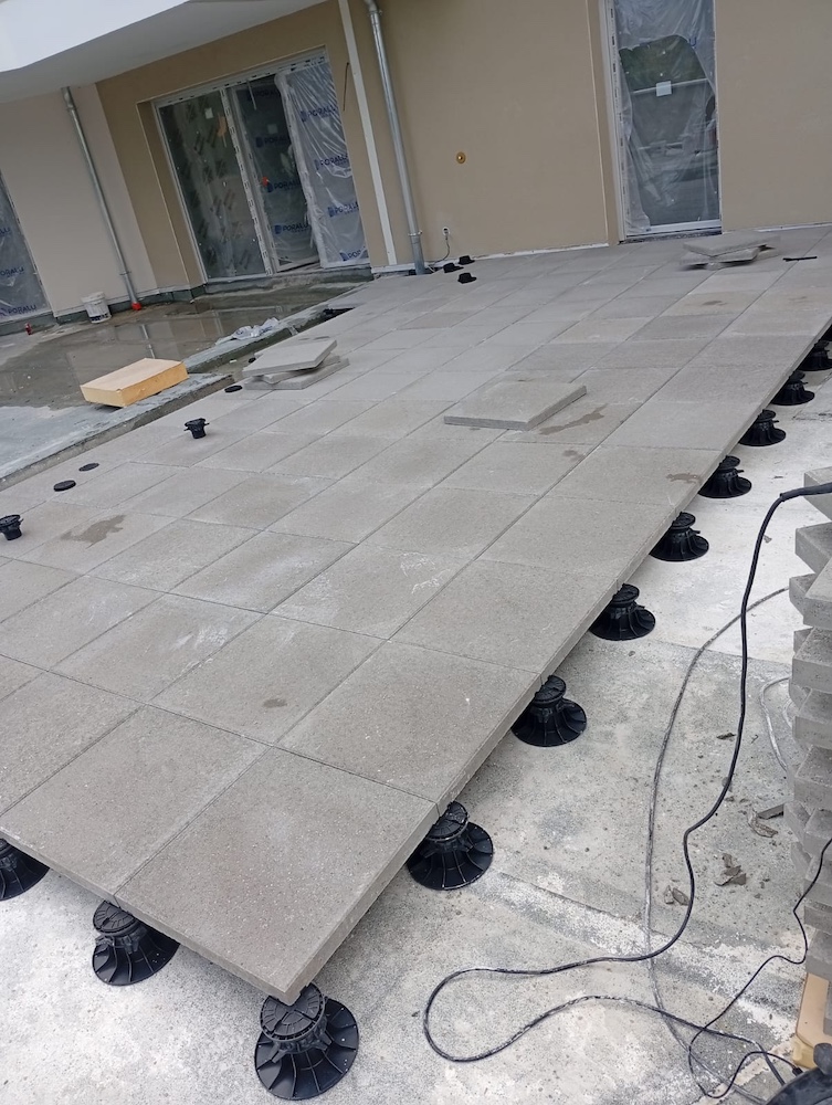 THOIRY-DALLES-SUR-PLOTS-02