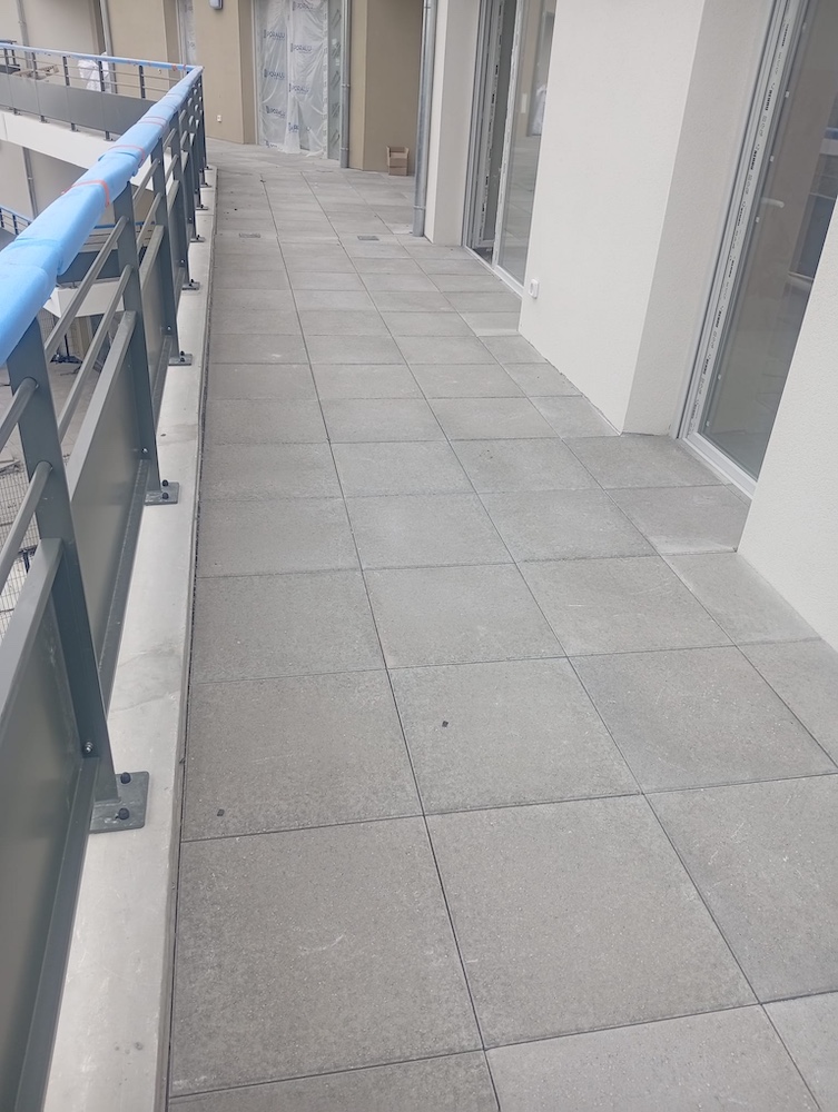 THOIRY-DALLES-SUR-PLOTS-03