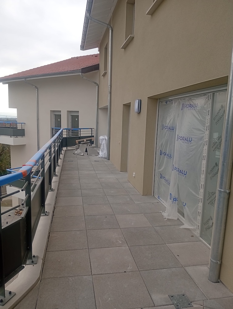 THOIRY-DALLES-SUR-PLOTS-04