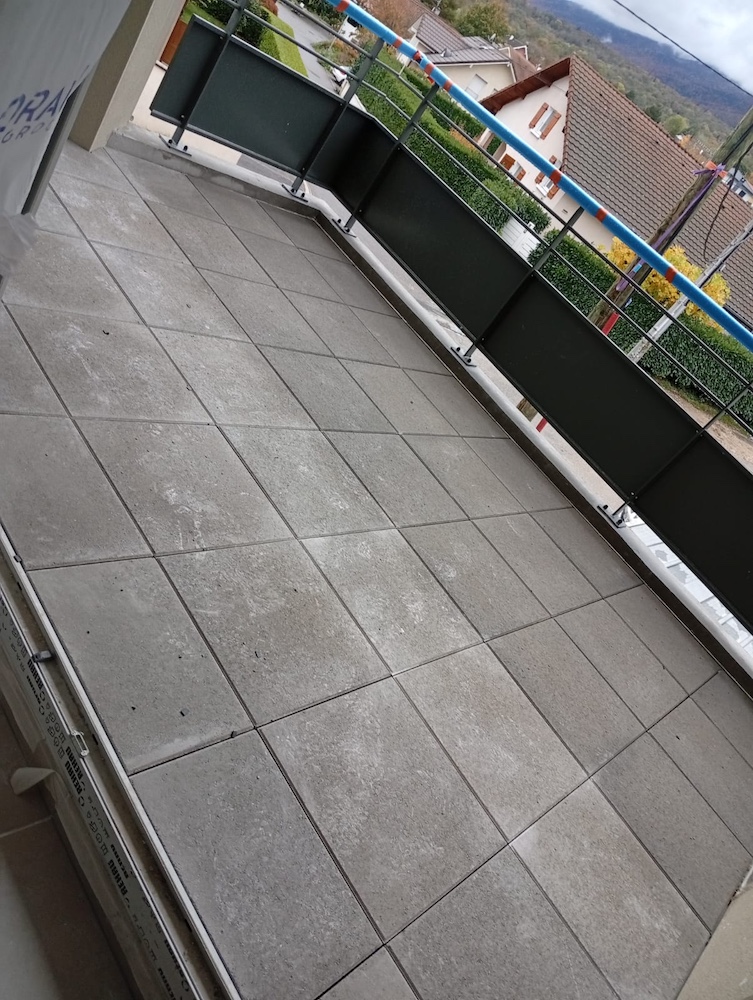 THOIRY-DALLES-SUR-PLOTS-05