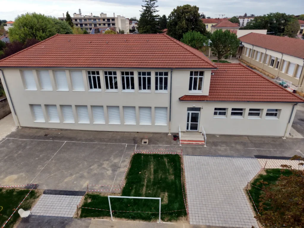 Rénovation groupe scolaire Peloux à Bourg-en-Bresse 4